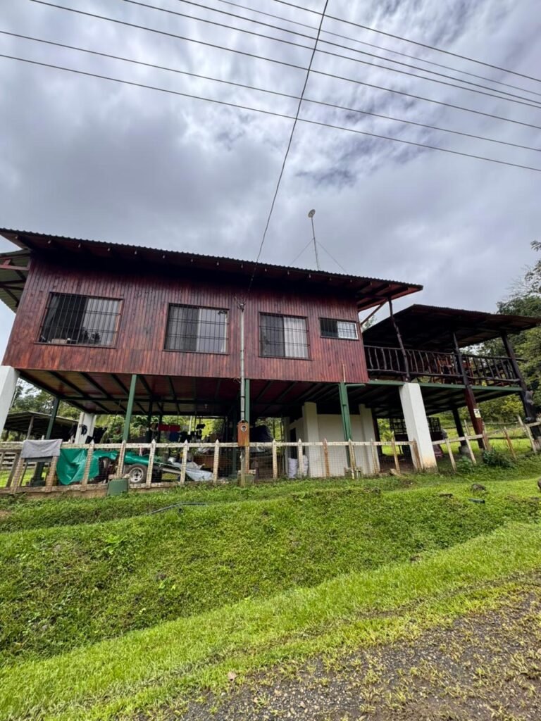 Finca & Cabaña en Bijagua de Upala